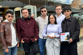 Grupo de Inhouse de Utadeo con el Oro de los premios Effie Collage 2025